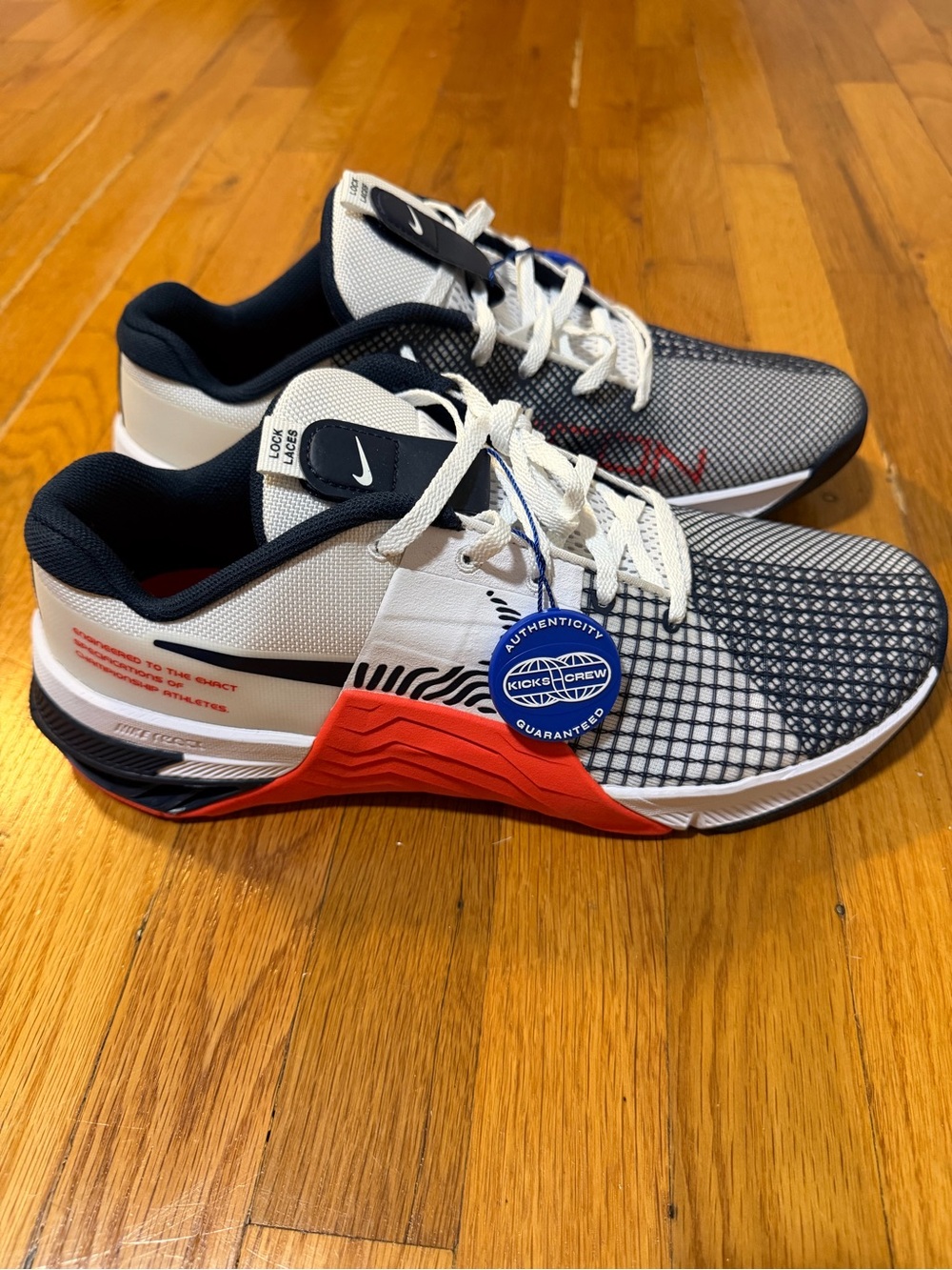 New Nike Men’s Metcon 8 'White Crimson Obsidian'